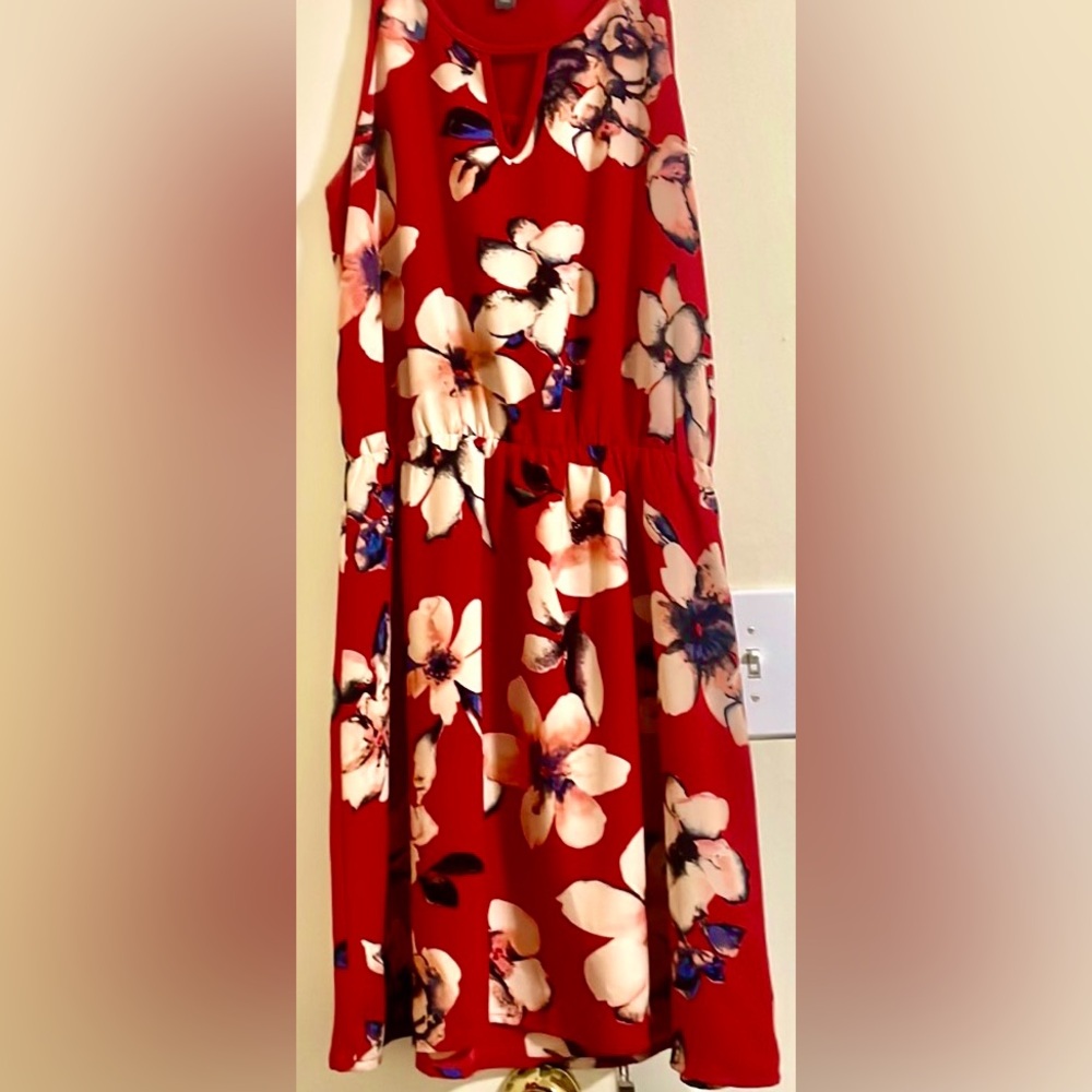 Playful comfy floral dress with cinched waist